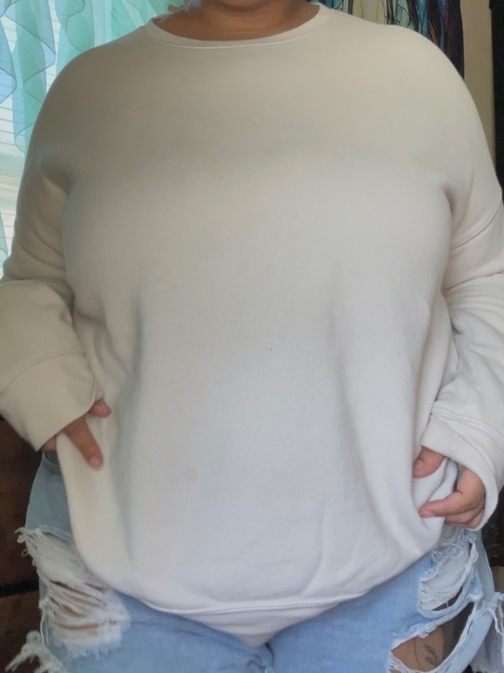H&M Cream Sweatshirt